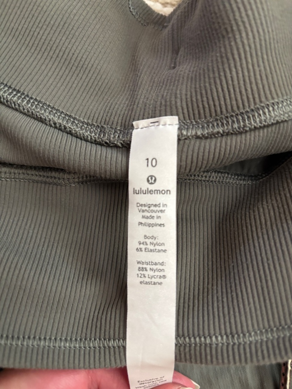 Lululemon Dance Studio Crop Pants - Picture 3 of 11